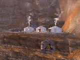 Fallout New Vegas Great Khan Red Rock Canyon (5) 02.jpg