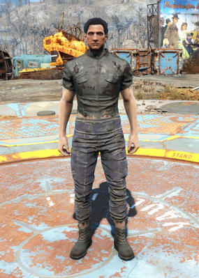 Fo4 Torn Shirt and Ragged Pants.png