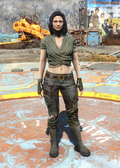 Fo4 Wrap and Ripped Jeans female.png